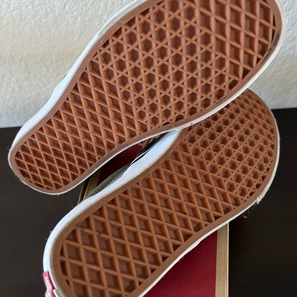 Classic slip on vans - Picture 3 of 5